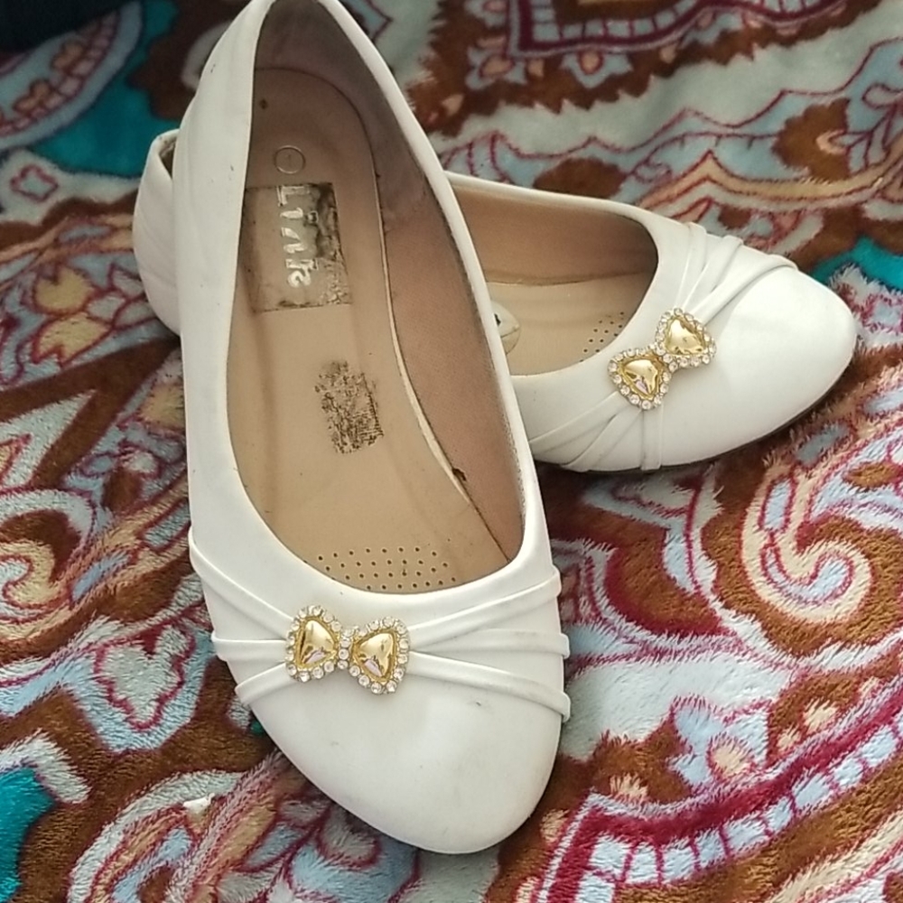 Girls dress shoes